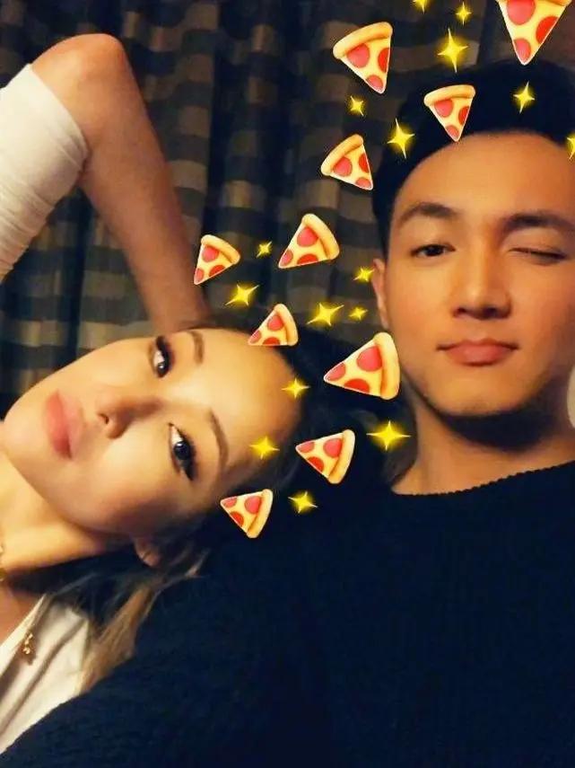 萧亚轩爱错人?情感大V微表情分析:她渴望爱 而黄皓没多少爱