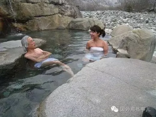 日本习俗，嫁前新娘必须和父亲一起洗澡-新闻频道-手机搜狐