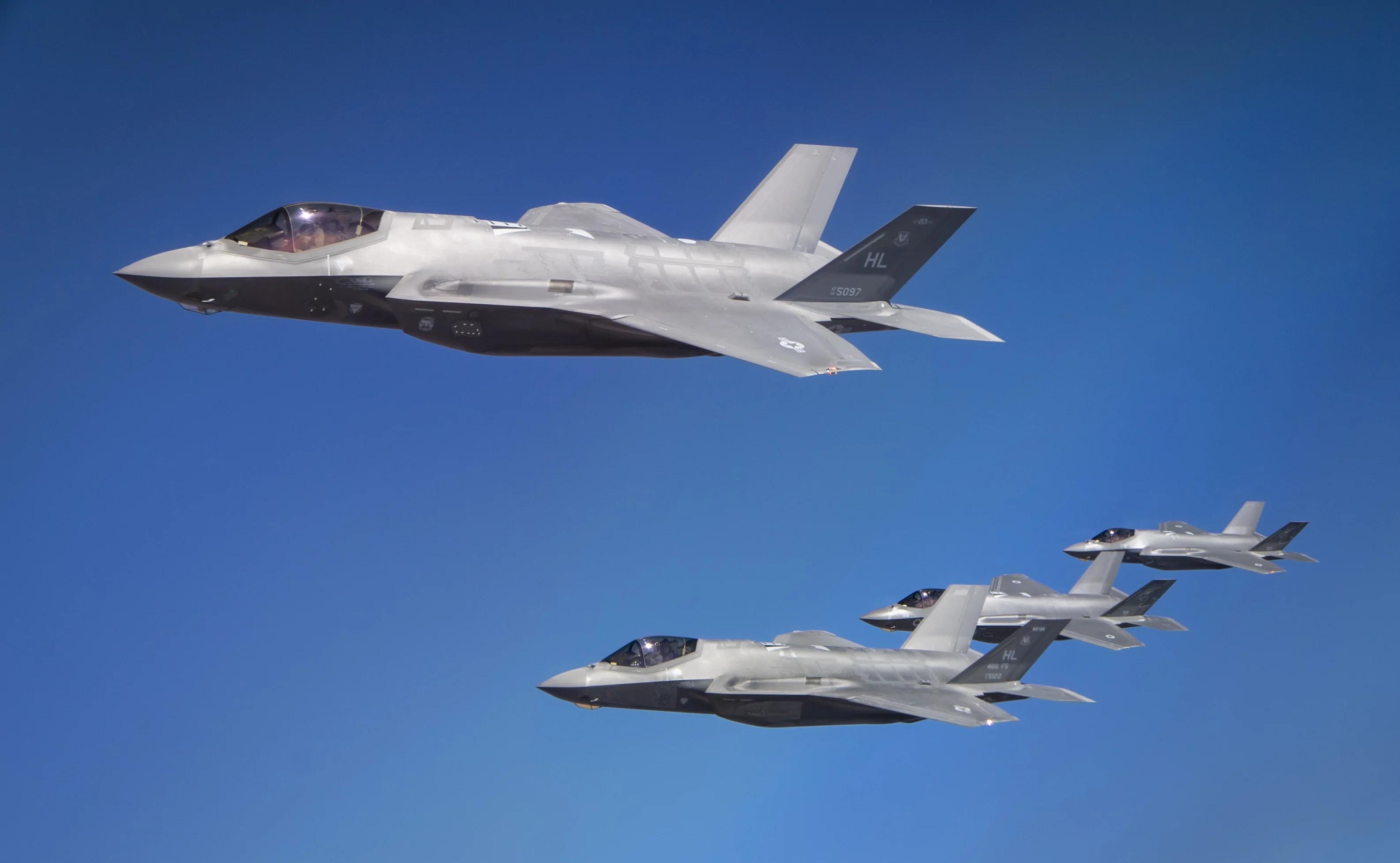 對伊朗進行聯合攻擊？美國和以色列空軍測試F-35群攻擊