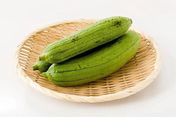 这些蔬果有苦味别吃 可致中毒!误食3步处理