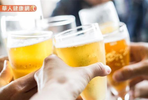 伤肝食物有哪些?除了酒精外 还有4大类食物要小心(组图)