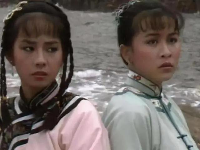 梁朝伟毛舜筠吴君如36年再同框 嘟嘴搞怪再现经典韦小宝