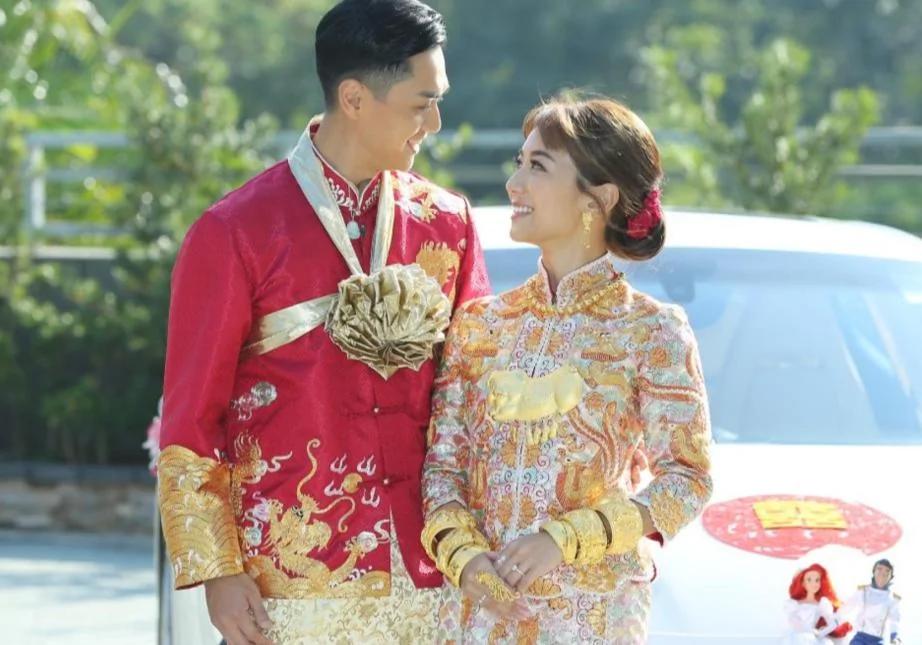 何雁诗结婚现场曝光!穿中式嫁衣显贵气