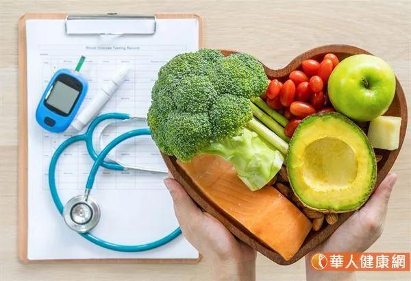 第2型糖尿病找上门有元凶!胰岛素阻抗害血糖升高 低醣饮食帮忙踩刹车