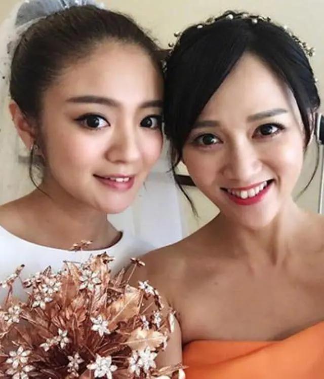 陈乔恩探望安以轩二胎女儿 透露宝宝颜值超高 甚至比亲妈还美
