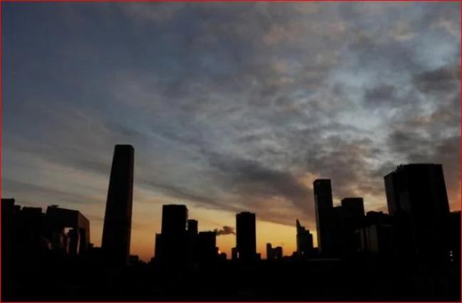 苗頭不對！中國樓市庫存超5億平方米連續23月增長