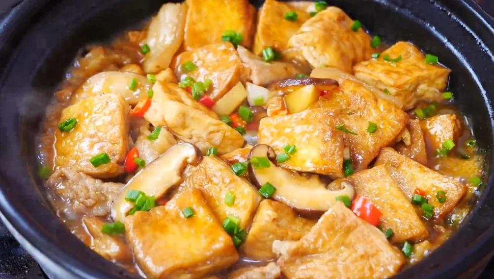 香菇燉豆腐越燉越好吃 做法簡單 出鍋香氣四溢 湯汁配米飯也香