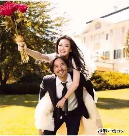舒淇与冯德伦罕同框 亲密合照力破婚变传闻