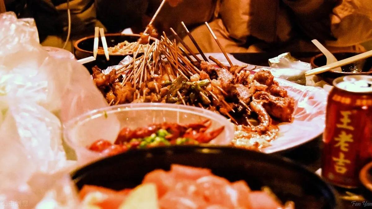 养胃“十点禁忌” 避开这些“坑” 转发给胃不好的朋友