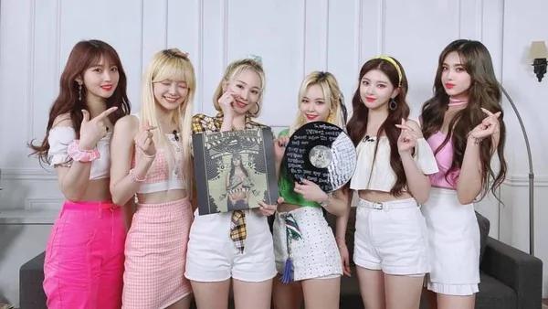 韩女团EVERGLOW两成员确诊!KPOP疫情连爆「同宿舍遭殃」