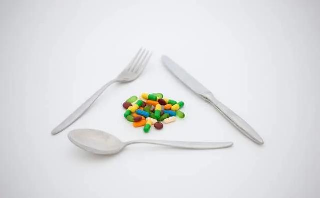 药师提醒:去痛片的作用强但副反应大 多国禁用 国内还有人在用