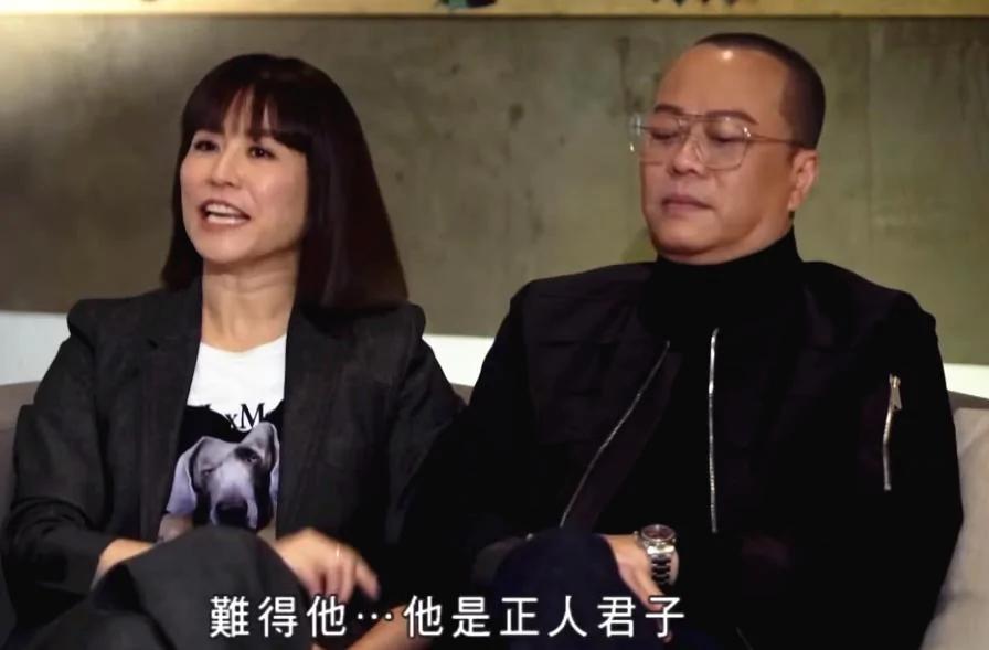 50岁宣萱搭档欧阳震华上节目 大赞对方说真心话 不像其他前辈