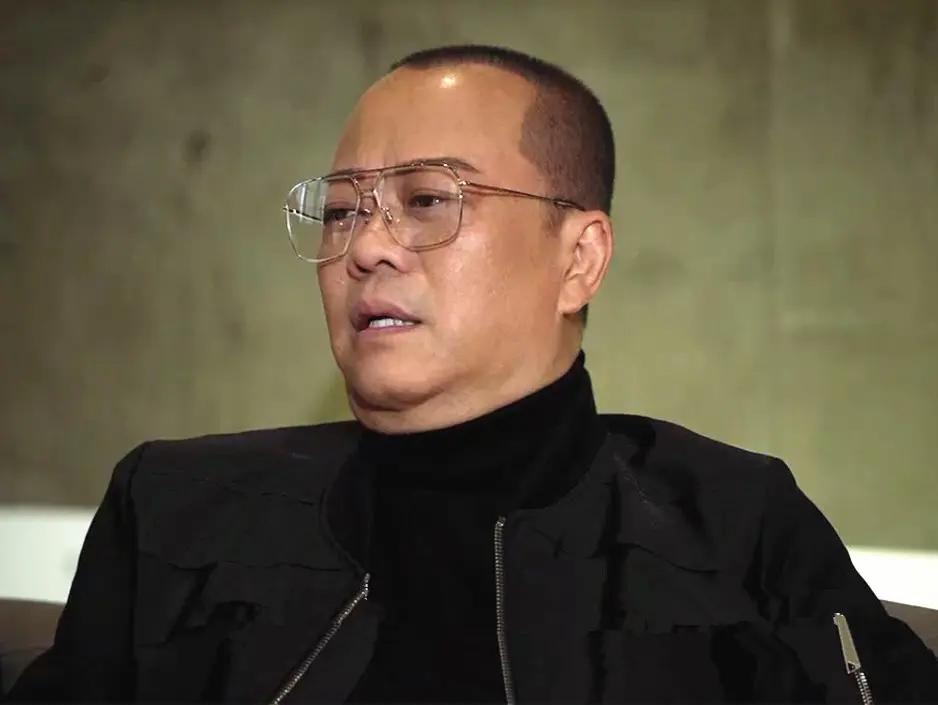 50岁宣萱搭档欧阳震华上节目 大赞对方说真心话 不像其他前辈