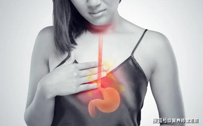 胃癌的「禍根」，不只是菸酒，有5種行為的人，最好去查查胃