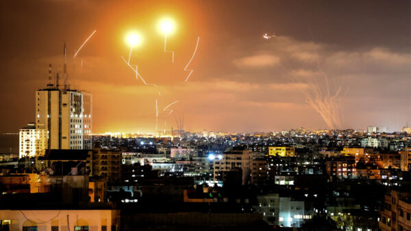 糗大了！哈馬斯350枚火箭彈發射失敗 掉回到加沙！網友：買的是中共飛彈【編譯】