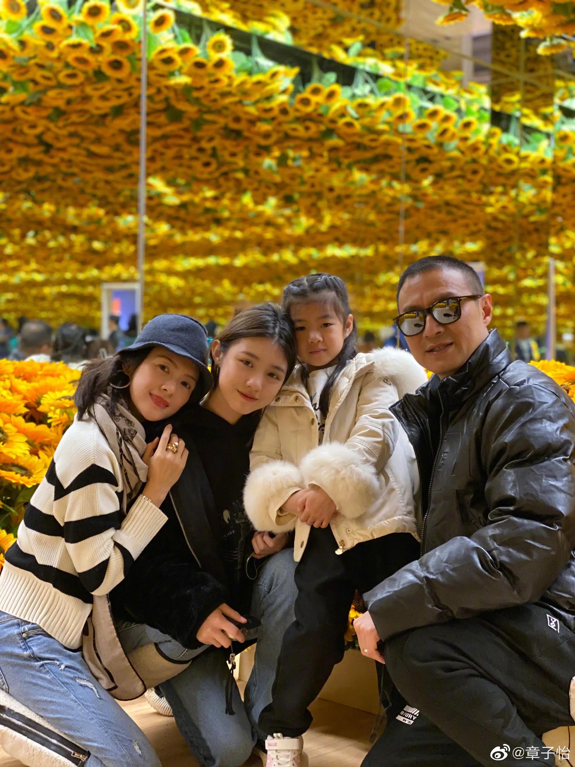 章子怡汪峰结婚6周年，晒出继女拍的合照，网友：一家五口真幸福 - 知乎