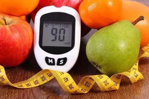 糖尿病患者过年想吃水果却不敢吃？如何吃水果不升糖