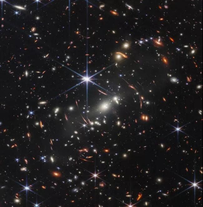 距離330億光年！韋布望遠鏡發現最古老星系