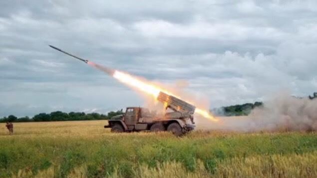 美國援助「海馬斯」多管火箭系統，給烏克蘭軍方。（示意圖／翻攝自烏克蘭武裝部隊推特)