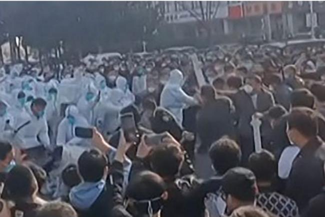 中國抗議活動場面壯觀令外國記者驚訝