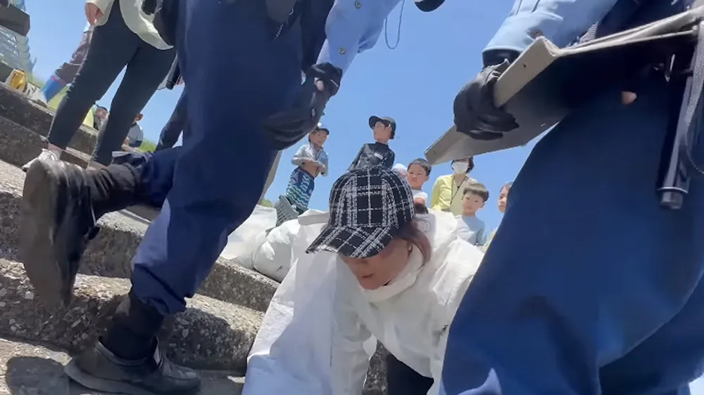 中國婦向日本警哭跪求饒：我老人家你放過我吧