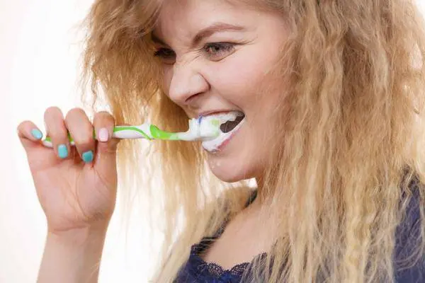 50万人研究：刷牙不当，或增加25%的早死风险！你刷干净了吗？