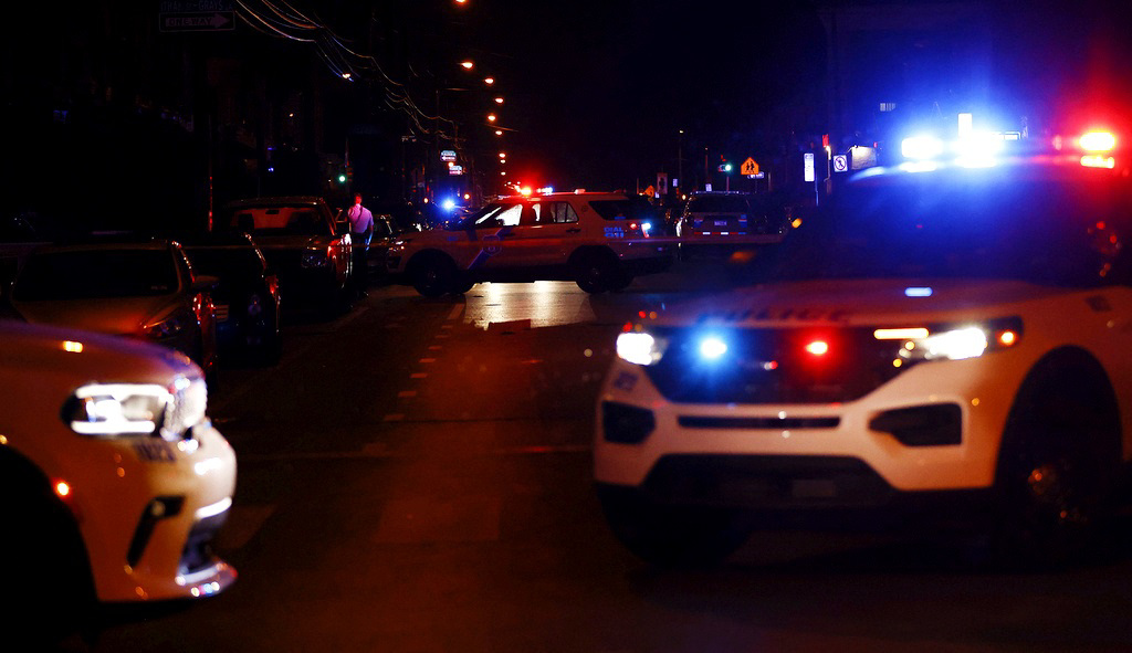 美國費城3日晚間爆發大規模槍擊，釀成4死2傷。（圖／美聯社）