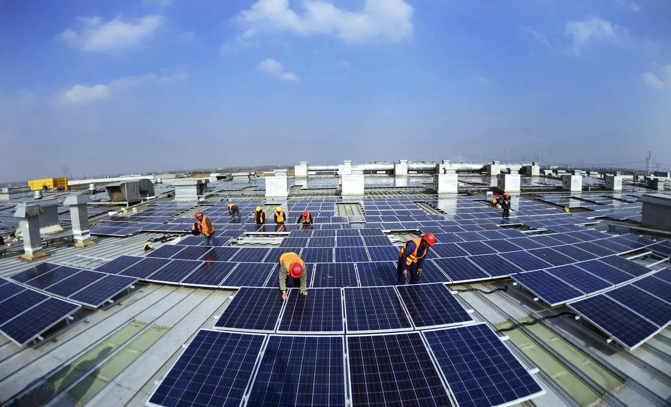 瘋狂的中國太陽光電產業，負債822億，還要投660億？