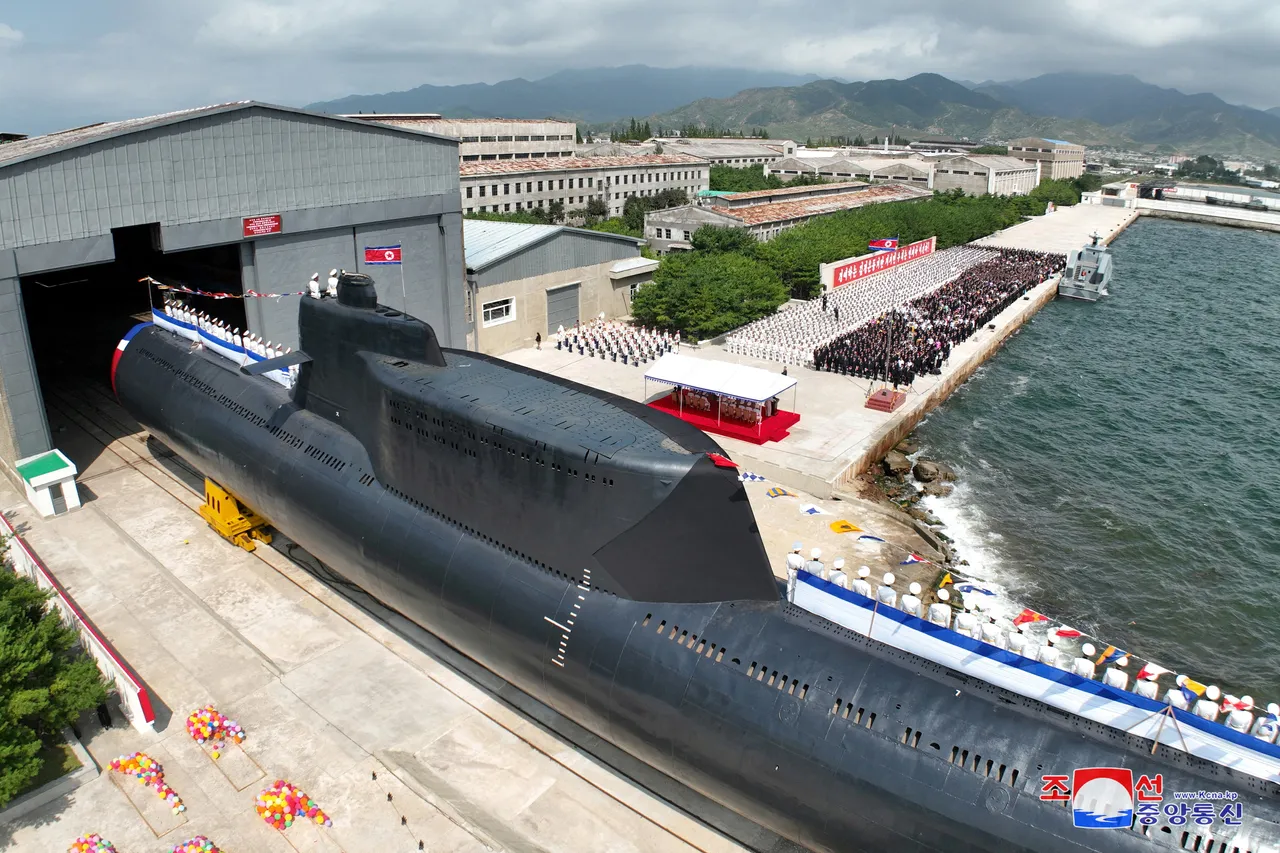 金正恩主持下水仪式 朝鲜发布新型战术核潜艇