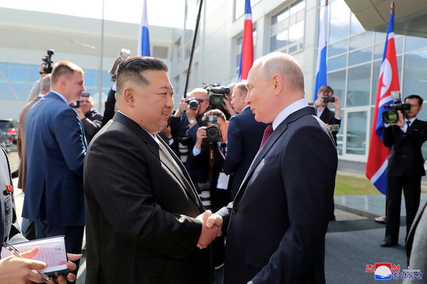 朝俄加强军事关系　中国态度暧昧含糊