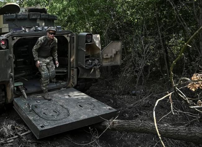 里程碑！烏克蘭裝甲車突破俄羅斯東南防線