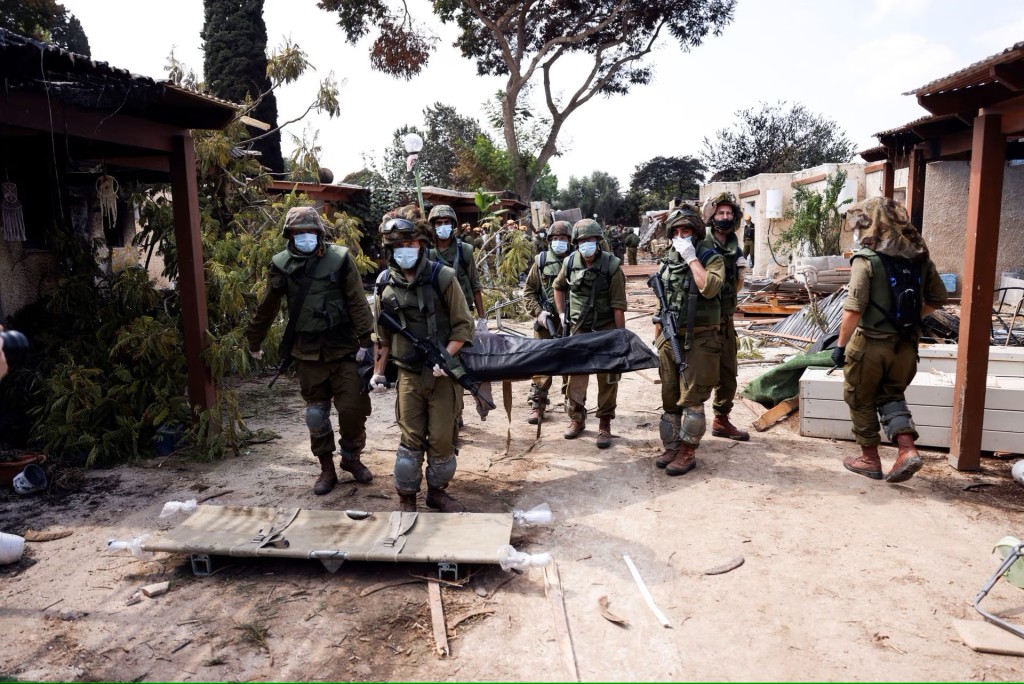 以色列社区卡法阿扎200名平民遭哈马斯分子屠杀。路透社