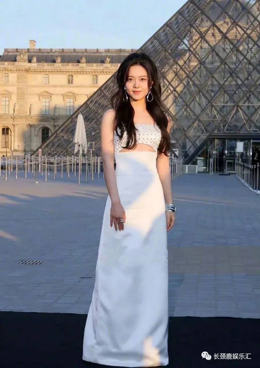 巴黎時裝周，內娛女明星們怎麼都瘦成這樣