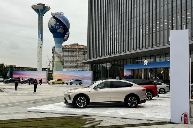 蔚來賣一輛車虧25萬元，中國電動汽車靠什麼崛起
