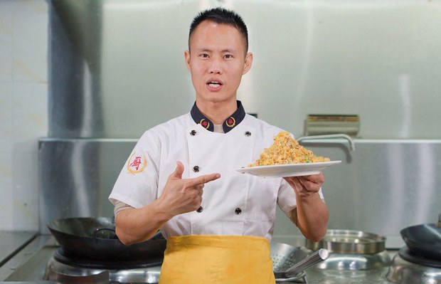 中國美食播主王剛因發布蛋炒飯視頻公開道歉