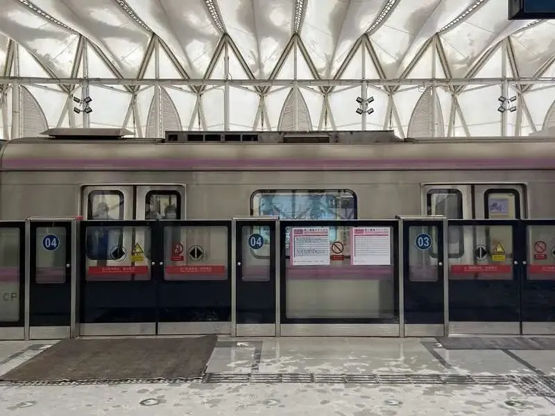 北京地铁追尾那一夜，他们如何离开西二旗？