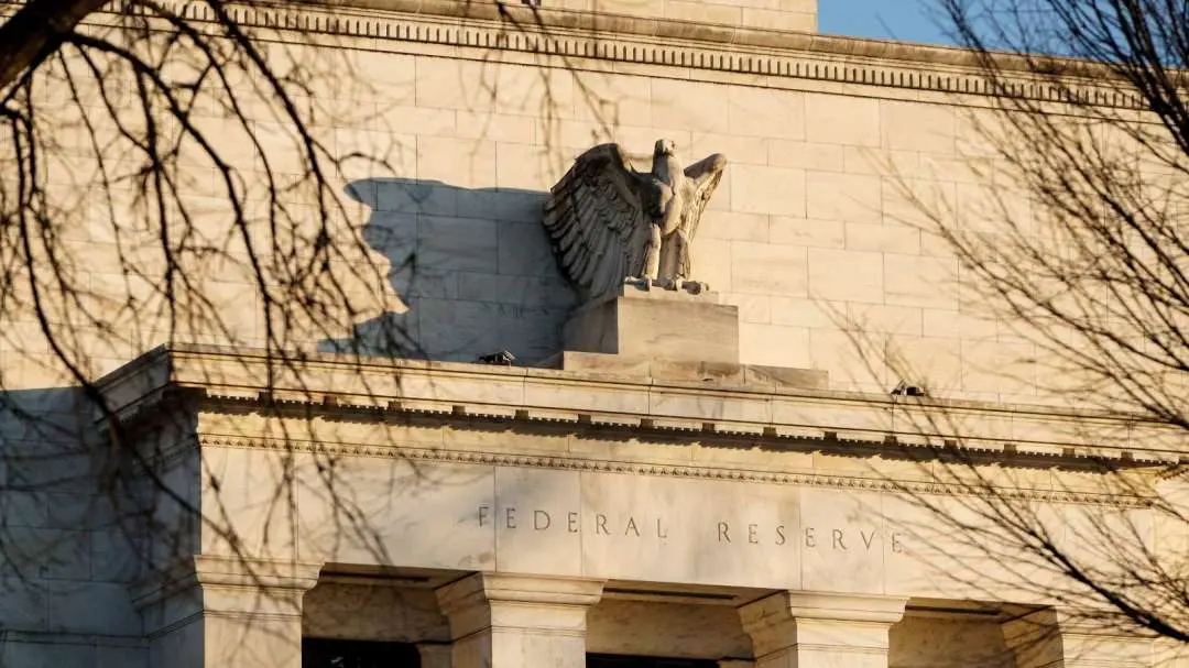 Fed突然转鸽有其顾虑 明年衰退几率上升