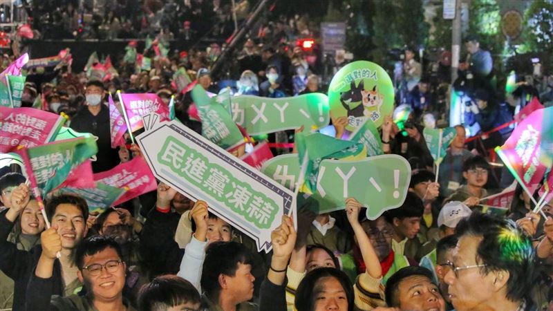 對於台灣的總統大選，中國網友揶揄自己是「投不了票的太監」。（圖／記者楊澍攝影）