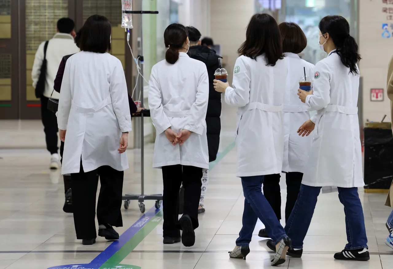 韩国“医学院招生增65%”惹怒实习医生罢工 政府下令复工作
