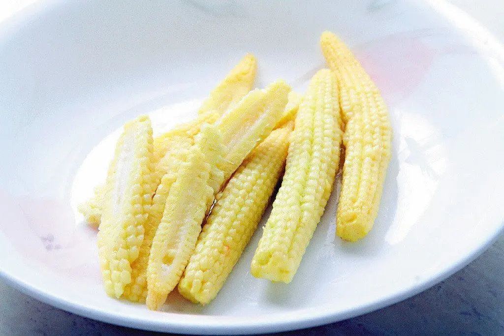 玉米笋是玉米小时候，但营养价值大不同