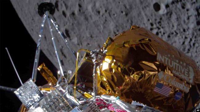 暌違半個多世紀後首次，美國無人航天器成功登陸月球