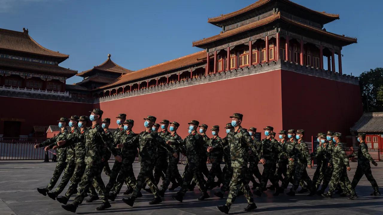 「中國是全世界最大、最富有的法西斯獨裁國家」