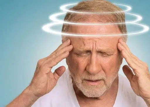 經常頭暈，很多人認為是沒休息夠，其實是身體疾病的一個信號