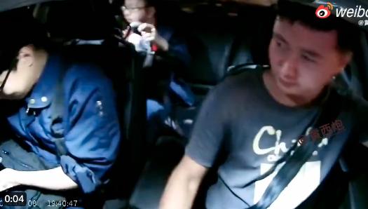 视频疯传：中国网约车司机得知乘客是日本人竟…