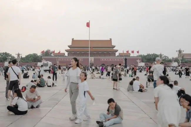 搞不定？三中全会公报，措辞异乎寻常的坦率