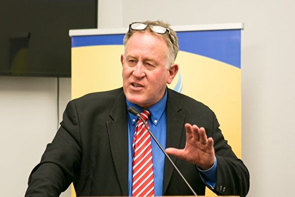 alt=