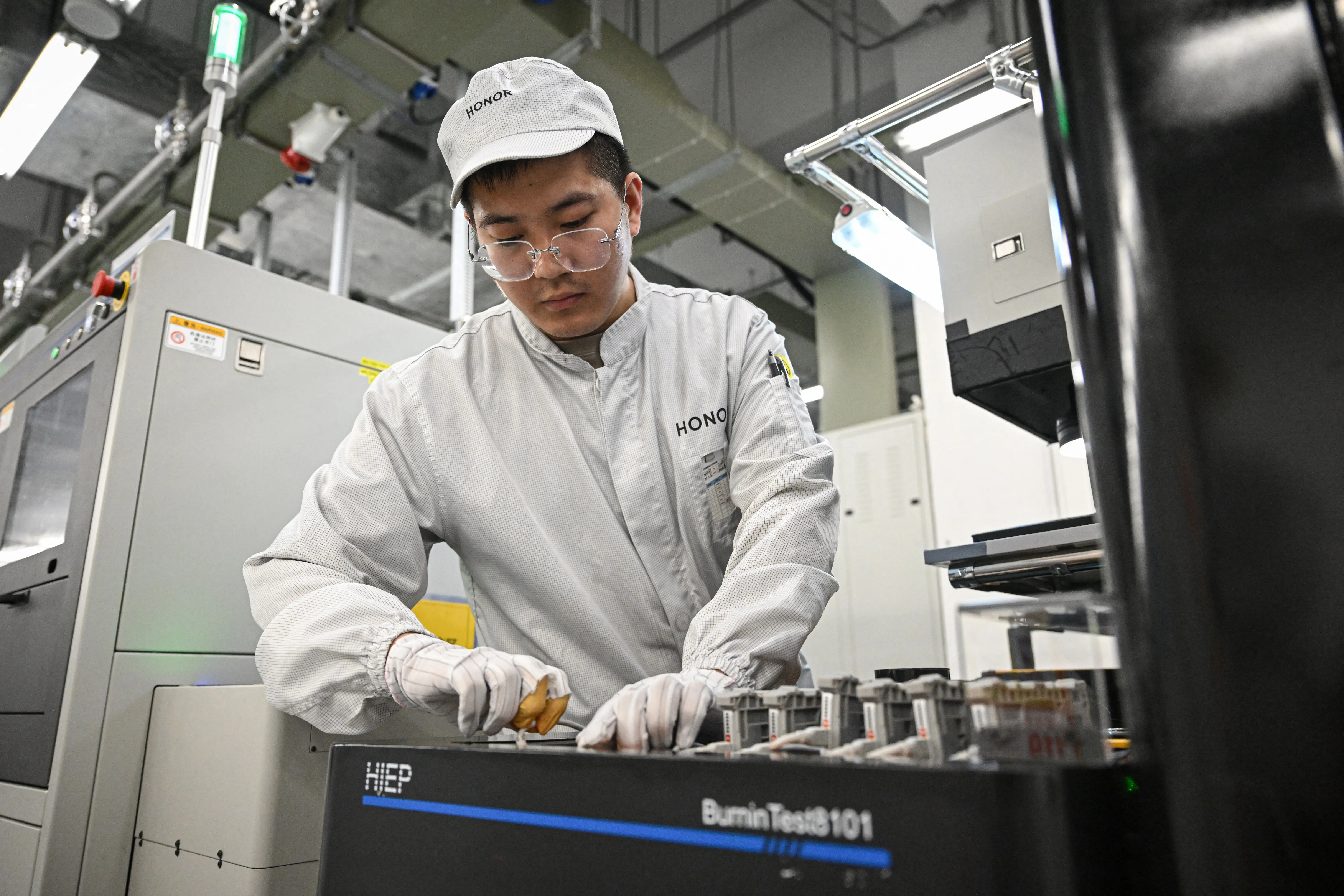 前IMF首席经济学家:中国经济增长将降至2%