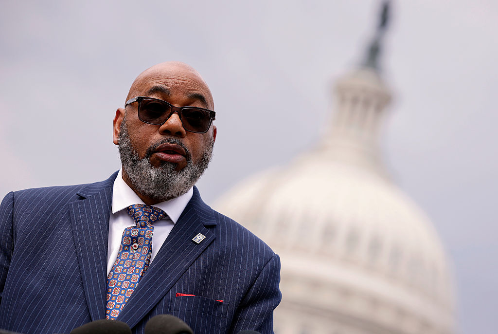 向民主党施压?美最大工会要求结束政府停摆