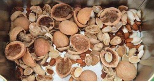 一定要扔！以为能吃 其实可能有毒的7种食物