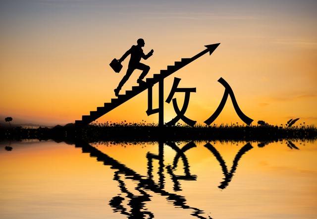 五大“绞杀”路径，中国中产正被悄悄“消灭”